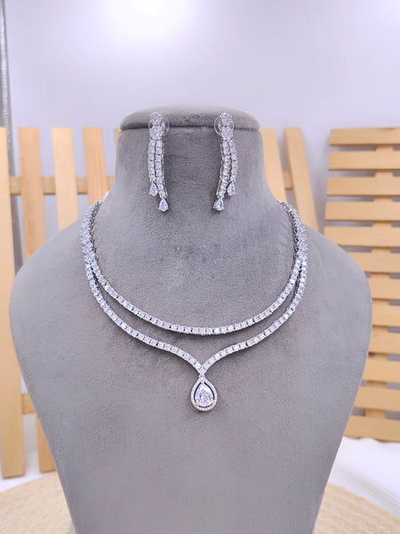 Elizabeth Necklace Set