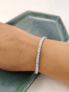 solitaire bracelet