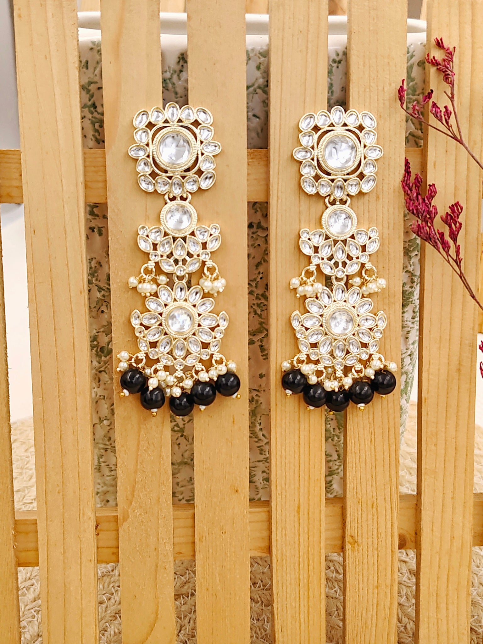 Paakhi Earrings (Black)