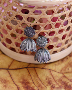 flower earrings